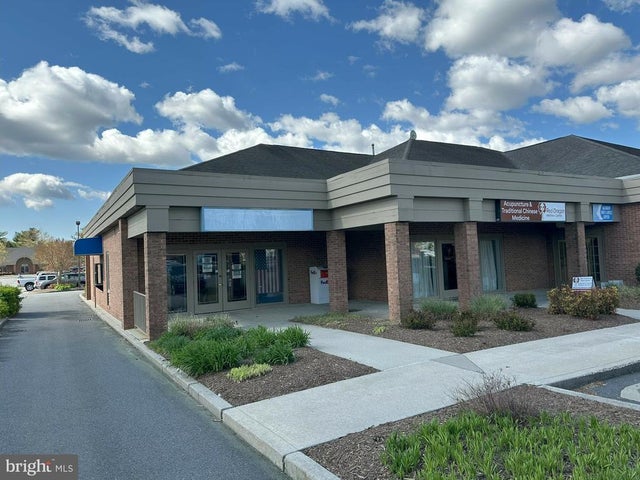 106 Milford St #401, Salisbury