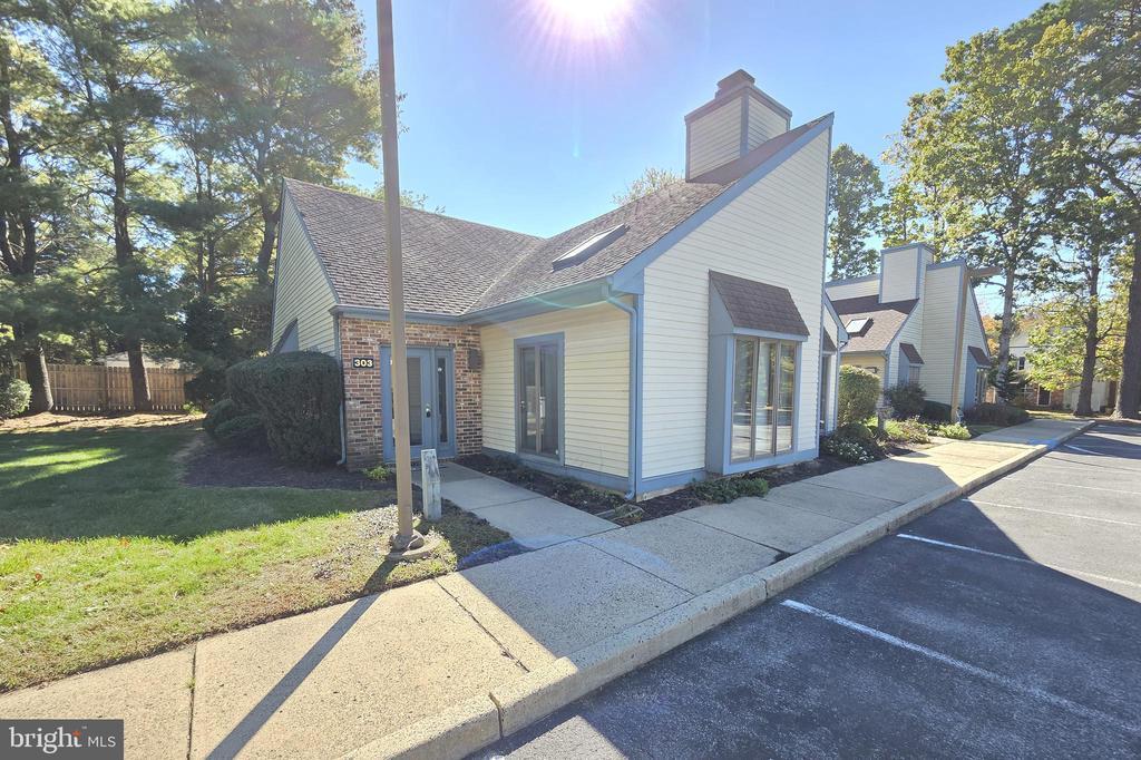 146 Lakeview Dr S #303, GIBBSBORO