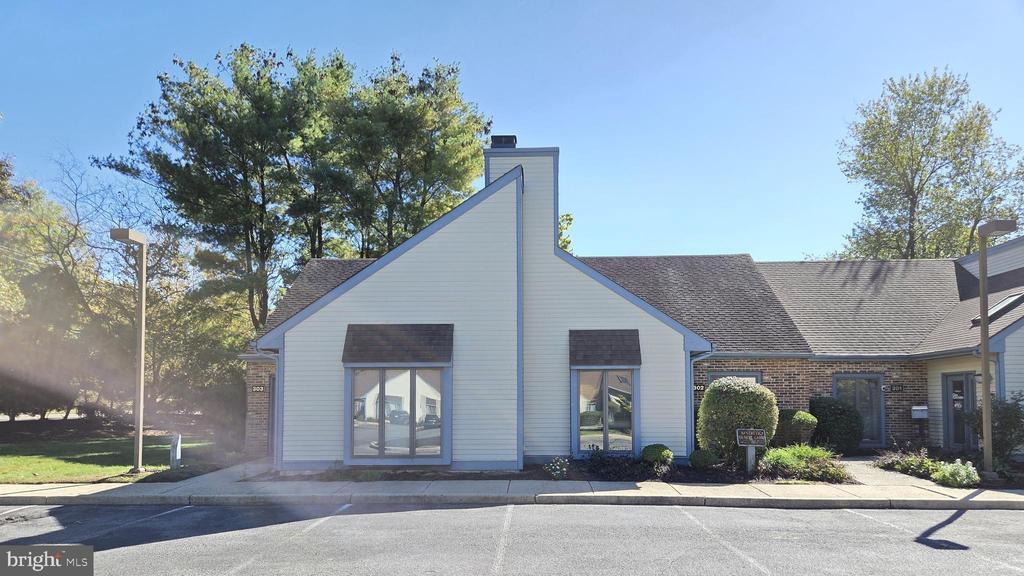 146 Lakeview Dr S #302, GIBBSBORO