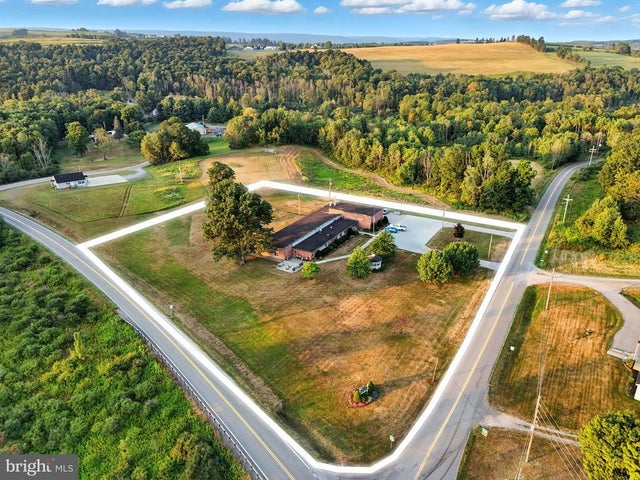 1100 Cowley Rd, Granville Summit