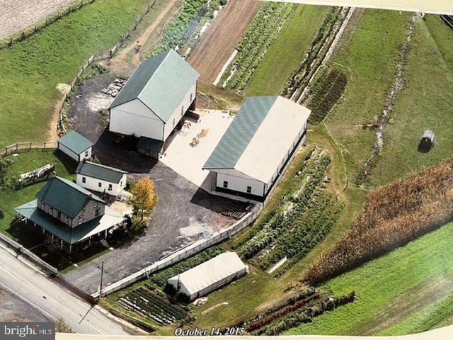 572 Old Rte 22, Lenhartsville