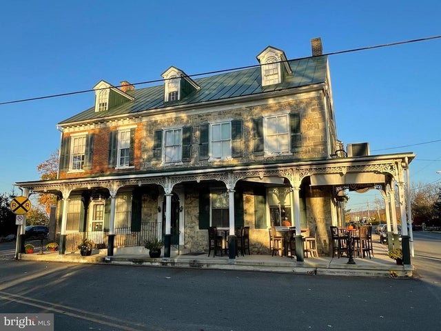 298 Old Bowers Road, Mertztown