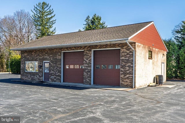 314 N Franklin St, Fleetwood