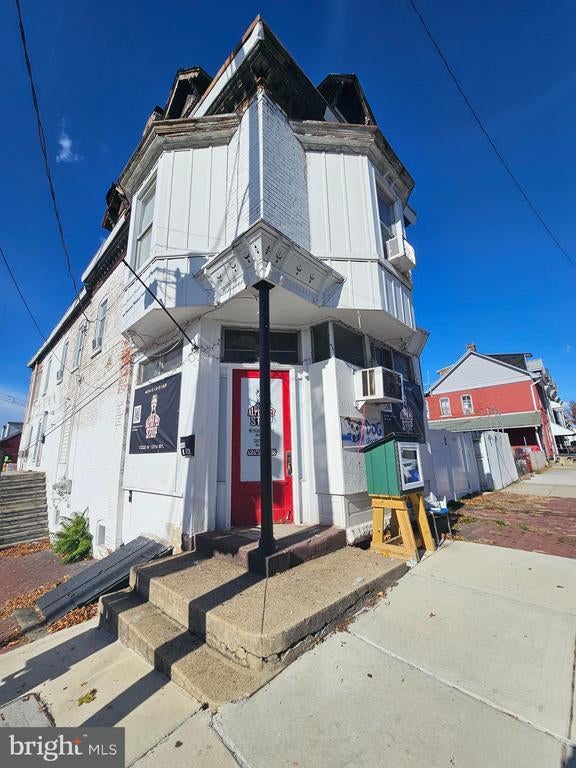 1000 N 12th St, Reading