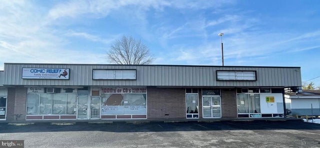 4147 Woerner Ave, Levittown