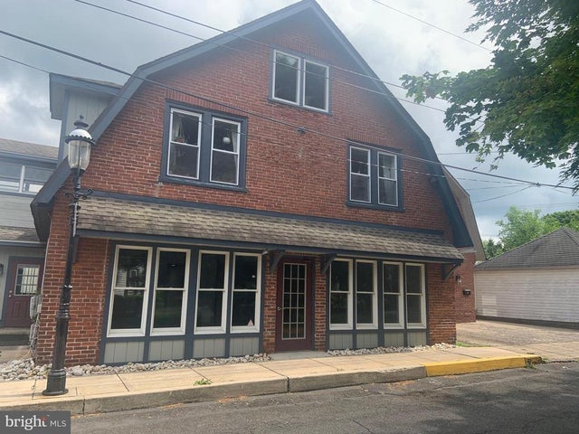 242 Wood St, Doylestown