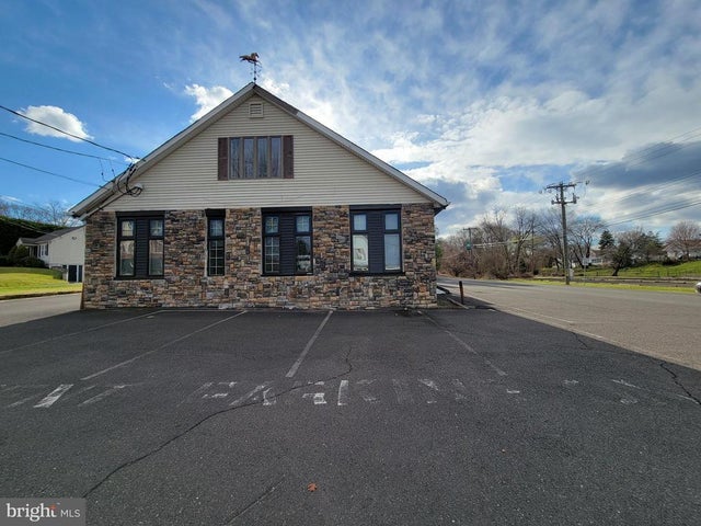 120 Bustleton Pike, Southampton