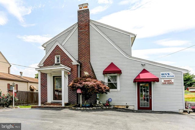 3853 Derry St, Harrisburg