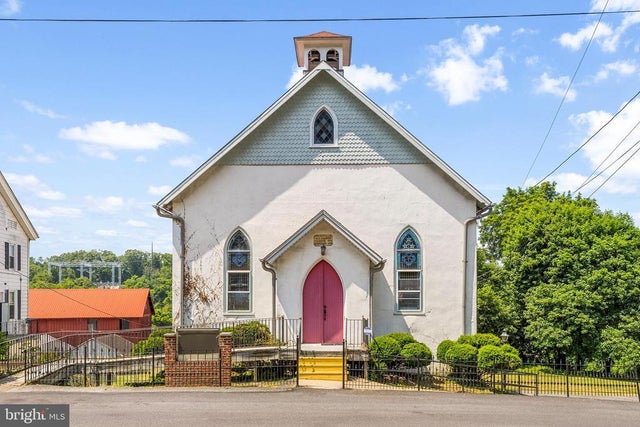 2460 Mount Rd, Aston