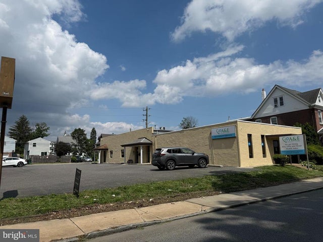 35 Woodland Ave, Morton