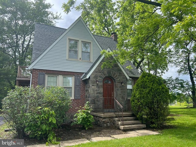 32 S Pennell Rd, Media