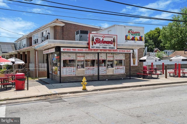 1594 Market, Linwood