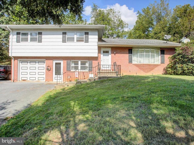 8655 Wayne Rd, Waynesboro