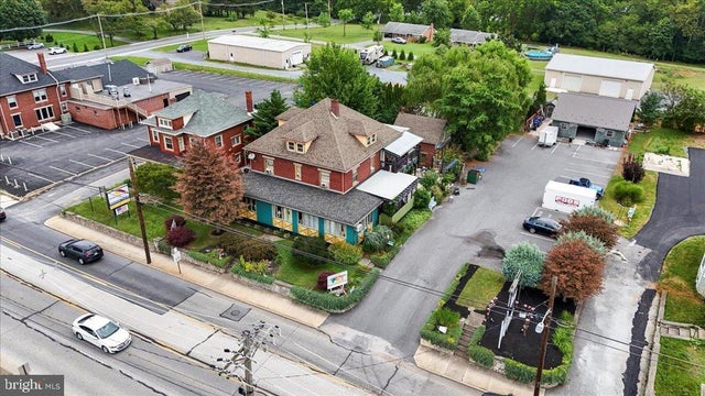 1055 Lincoln Way E, Chambersburg