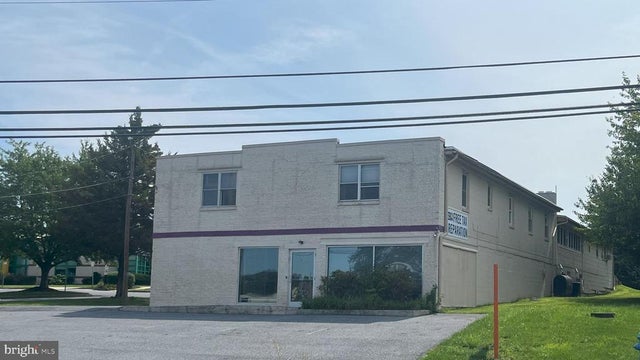 560 S Reading Rd, Ephrata