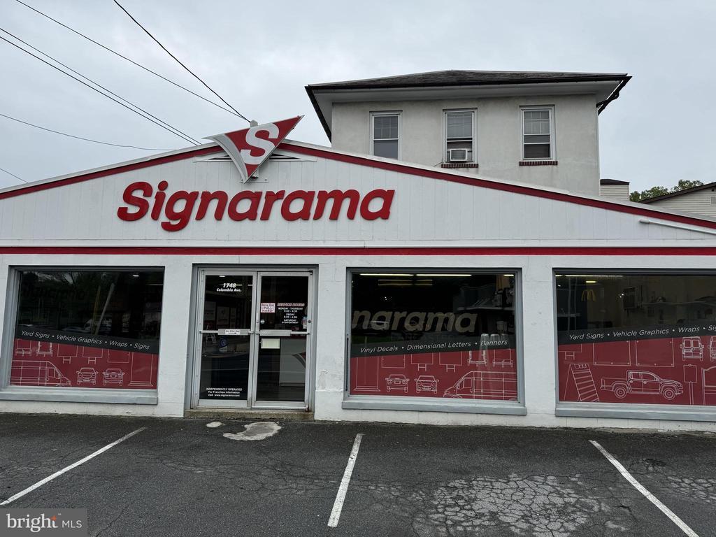 1748 Columbia Ave, MOUNTVILLE