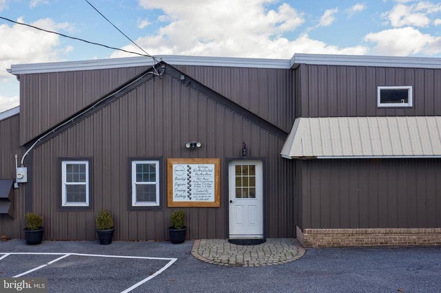 837 Centerville Rd, Lancaster