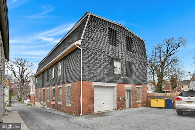 128 S Cherry St, Lebanon