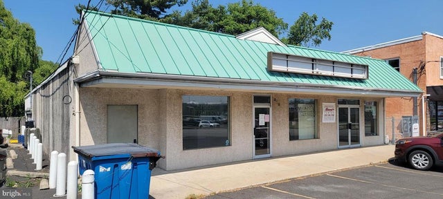 419 W Moreland Rd, Willow Grove