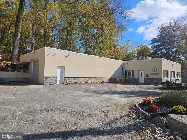 9 River Rd, Conshohocken