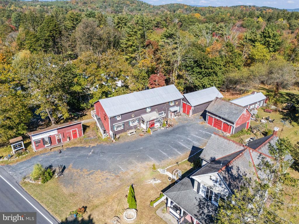 776 Route 115, SAYLORSBURG