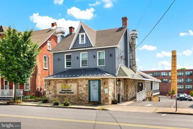 127 S Broad St, Nazareth