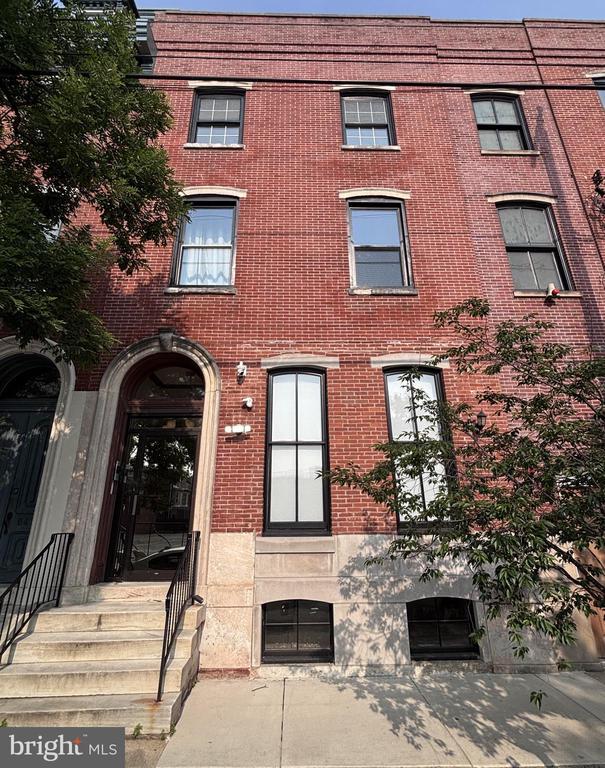 643-45 N 15th St, Philadelphia