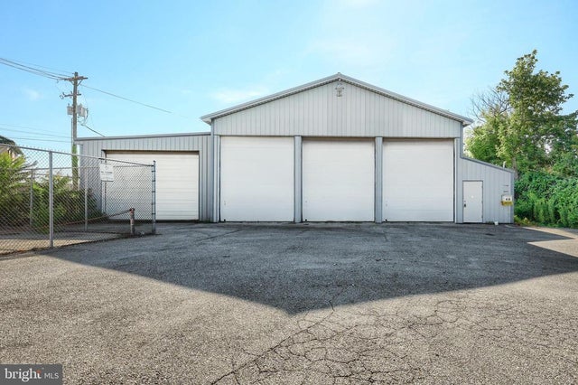 410 Broadway, Hanover