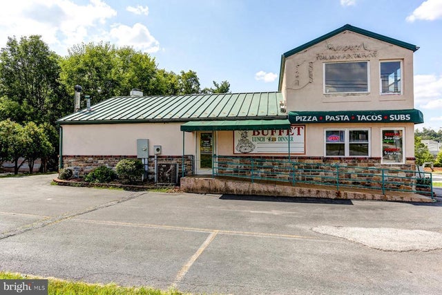 663 Wyndamere Dr, Lewisberry