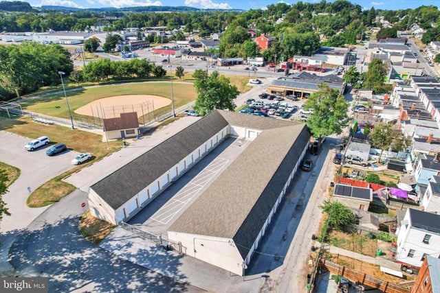 370 S Sheridan, York