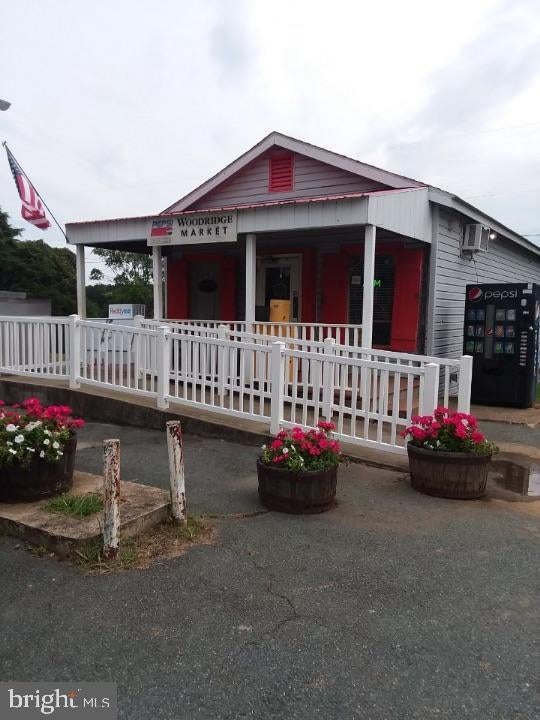 4951 Rolling Rd, Scottsville