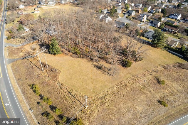 353 Greenwood Rd, Winchester