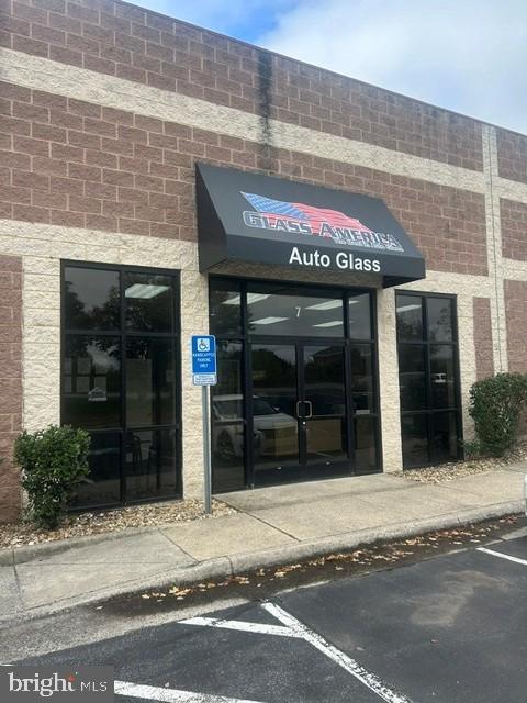 290 Airport Rd #7, Winchester