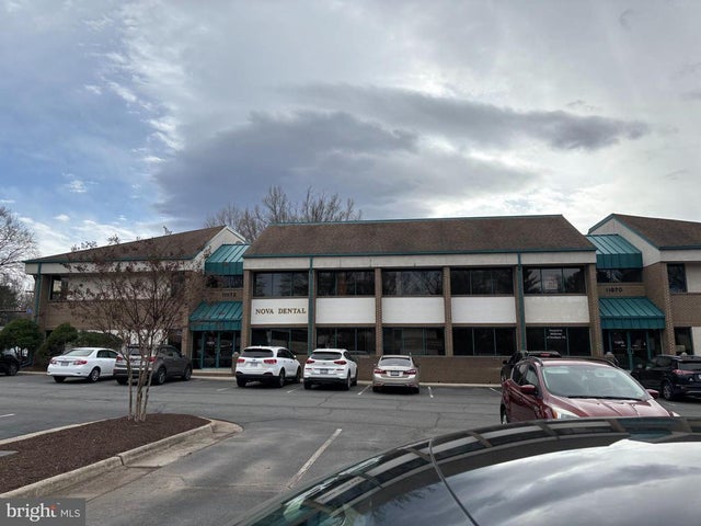 11864 Sunrise Valley Dr #201, Reston