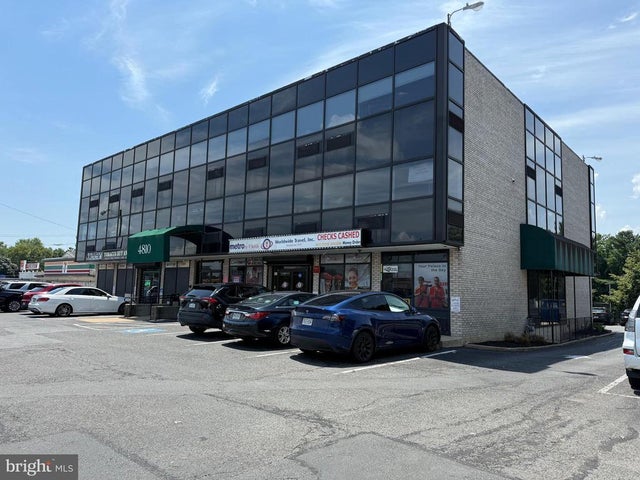 4810 Beauregard St #312, Alexandria