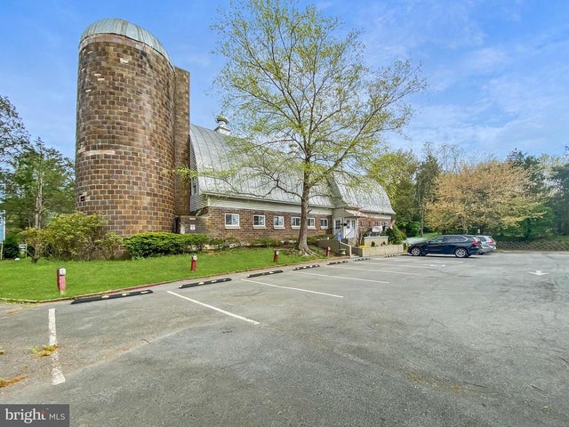 3005 Dower House Dr, Herndon