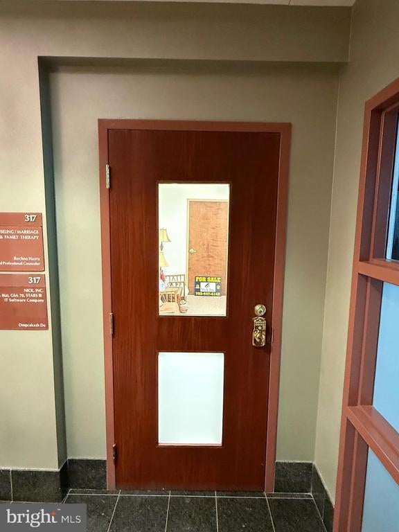 19415 Deerfield Ave #317, Leesburg