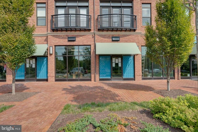 412 Madison Trade Plz Se, Leesburg