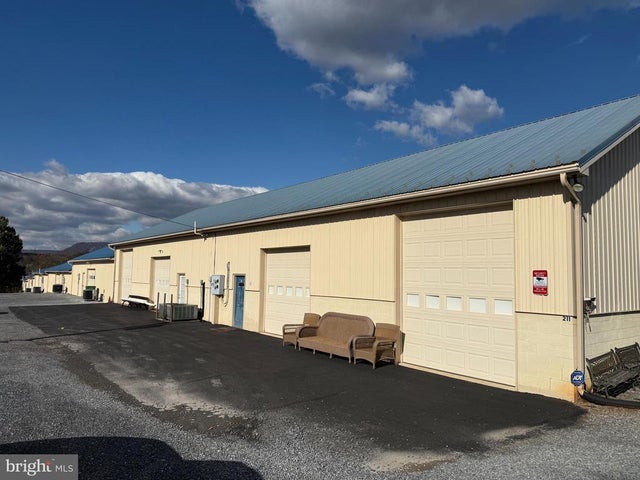 211 Tannery Rd, Luray