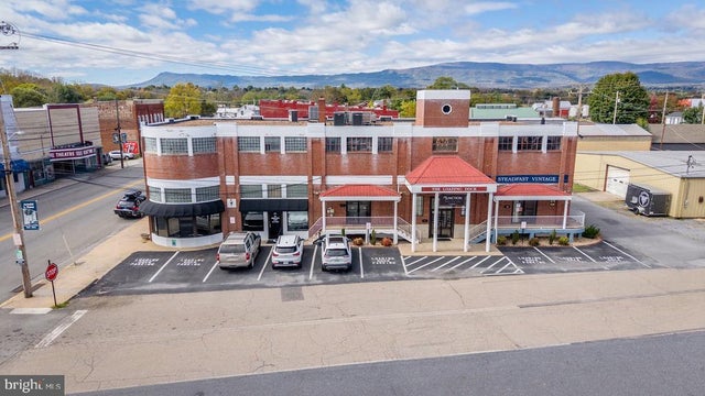 406 W West Spotswood Trl, Elkton