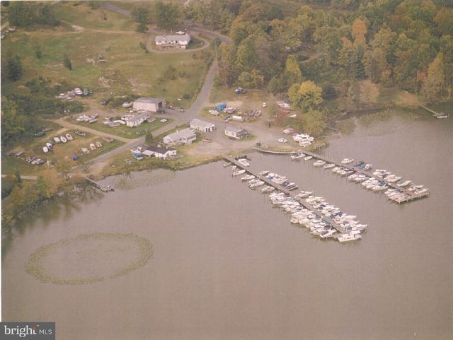 121 Willow Landing Rd, Stafford