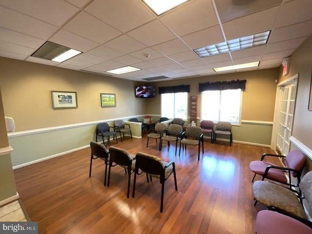 142-b Linden Dr #106-107, Winchester