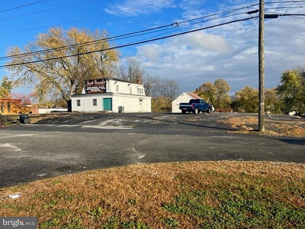 43 Elwood St, MARTINSBURG