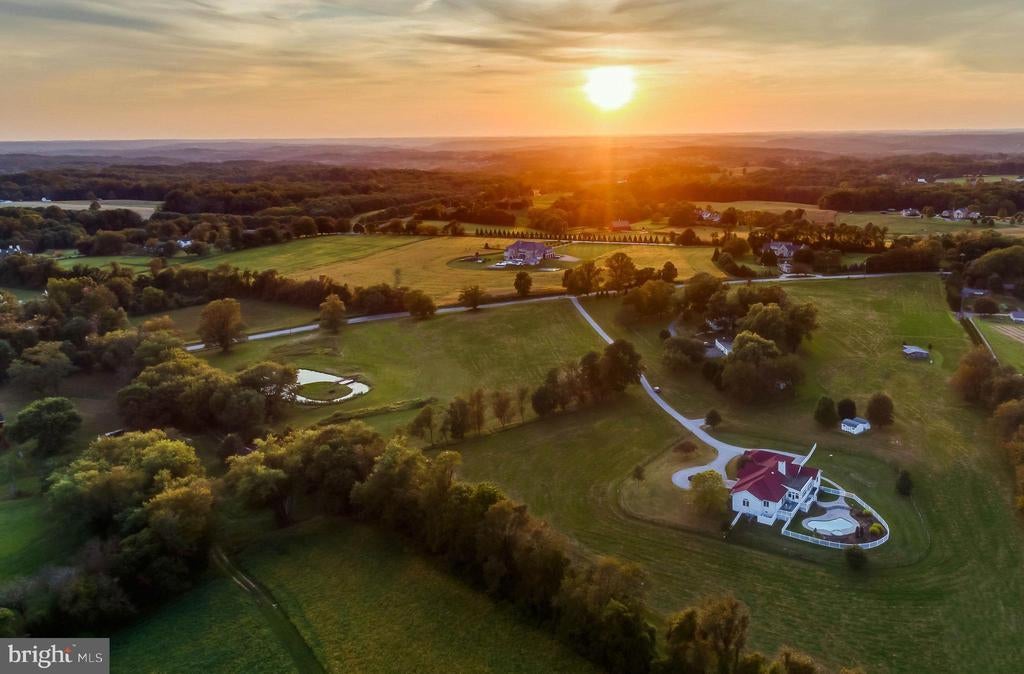 15507 Manor Rd, MONKTON