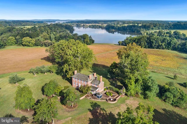 435 Bohemia Church Rd, Warwick