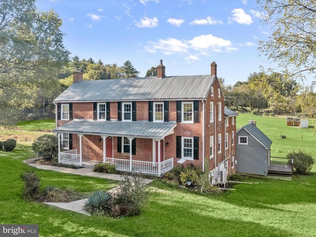 1530 Bowersox Rd, New Windsor
