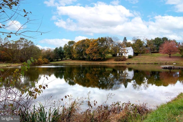 2425 Mount Ventus Rd, Manchester