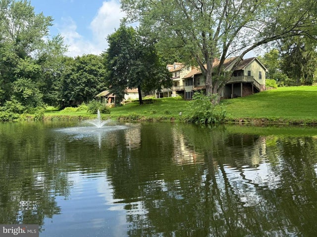 322 Kurtz Mill Rd, Mohnton