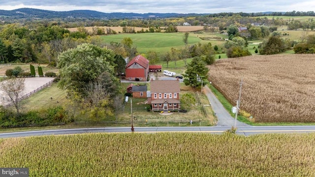 6363 Boyertown Pike, Douglassville