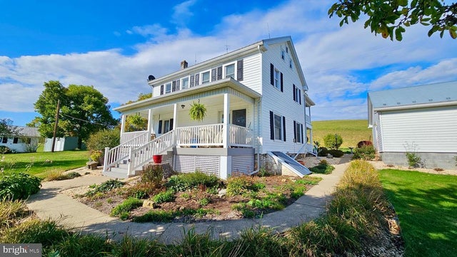 12813 Huntfield Lane, Hesston